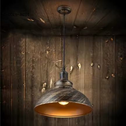 suspension-industrielle-partie-de-billard